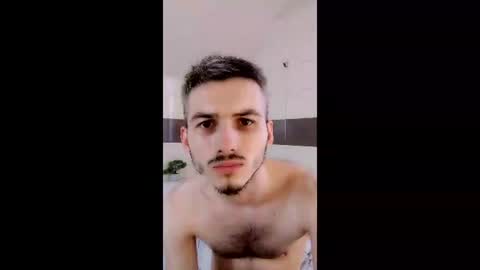 Snapshot of magic_storms chatting on July 2, 7:47 am magic_storms online show from July 2, 7:47 am