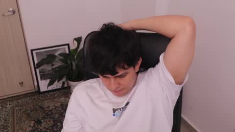 Tony Hoffa online show from April 19, 5:23 pm