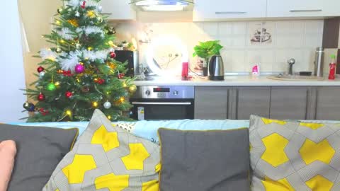 Alice online show from December 11, 12:44 pm