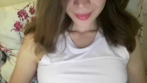 Snapshot of magicgirl50053 chatting on June 24, 6:40 pm magicgirl50053 online show from June 24, 6:40 pm