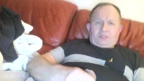 magicman250 online show from November 26, 10:00 pm