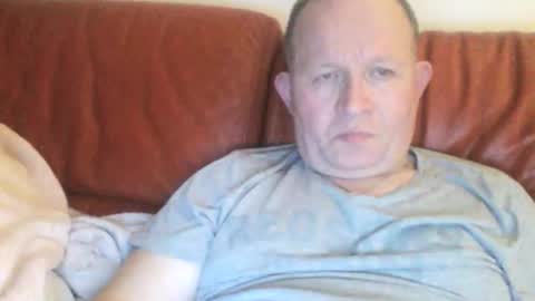 magicman250 online show from December 14, 11:31 pm