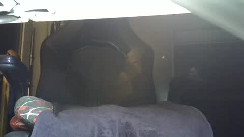 Snapshot of magicomerlino63 chatting on October 31, 1:06 am magicomerlino63 online show from October 31, 1:06 am