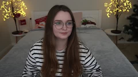 Emily online show from December 18, 1:56 pm