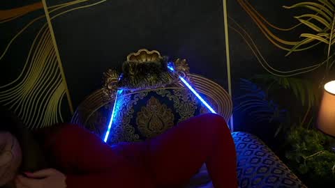 Emily online show from January 14, 4:18 pm