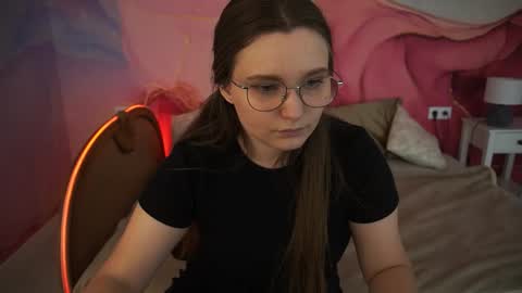 Emily online show from September 22, 12:51 pm