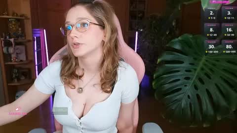 Snapshot of magicstylex chatting on May 26, 9:11 pm Nicole online show from May 26, 9:11 pm