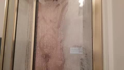 Snapshot of magictouchbunny chatting on April 3, 10:24 am Bunny online show from April 3, 10:24 am