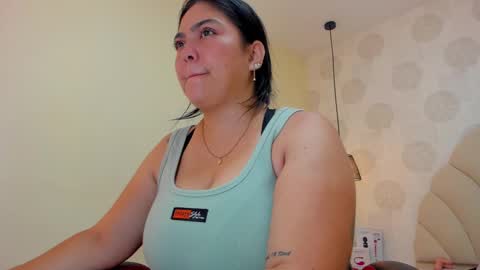 magievans1 online show from September 15, 2:33 am