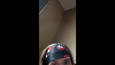 Snapshot of magikmav51500 chatting on March 22, 9:34 am magikmav51500 online show from March 22, 9:34 am