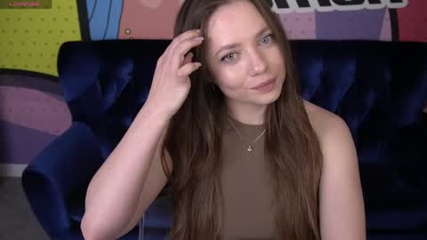 Snapshot of magneticqueen chatting on June 6, 1:38 pm magneticqueen online show from June 6, 1:38 pm