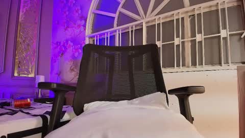 Magnus Alejo online show from December 16, 1:10 am