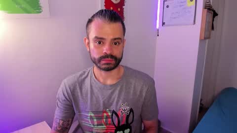     online show from March 12, 4:18 am