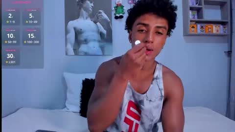 Snapshot of magnusking_ chatting on November 26, 1:50 am Magnus King online show from November 26, 1:50 am