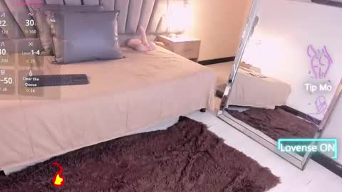 maia_520 online show from November 20, 6:40 pm