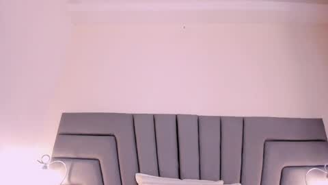 maia_520 online show from April 22, 7:15 pm