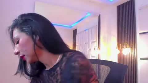 Snapshot of maia_clark520 chatting on July 7, 10:03 pm Maia Clark online show from July 7, 10:03 pm
