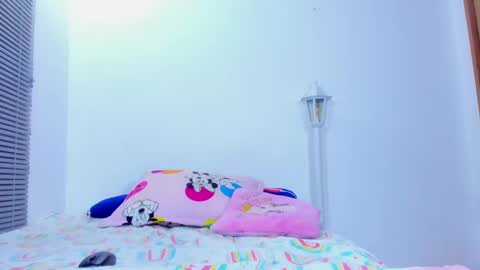 maia online show from February 27, 9:22 am