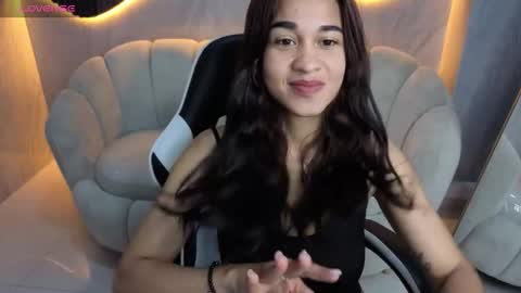 Snapshot of maia_tx chatting on September 23, 12:30 pm Online 800 to 1400 online show from September 23, 12:30 pm