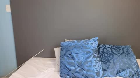 Maiaa Ruiz  online show from January 27, 4:33 pm