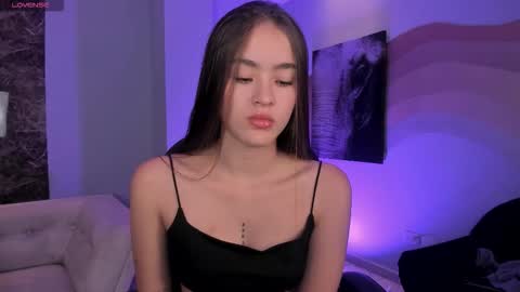  Maia  online show from November 14, 5:33 pm