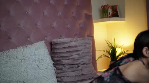  Maia  online show from October 10, 10:53 pm