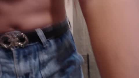 Snapshot of maiapark chatting on December 7, 6:59 pm Maia  online show from December 7, 6:59 pm