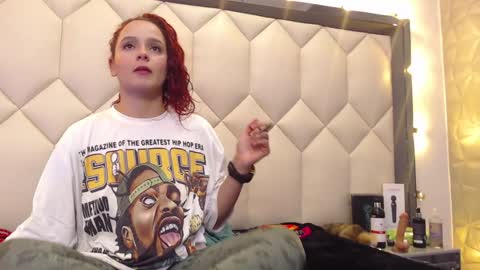 Snapshot of maiapark chatting on December 28, 8:15 pm Maia  online show from December 28, 8:15 pm