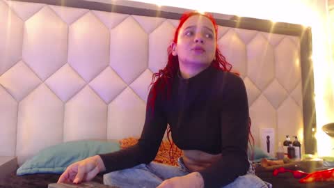 Snapshot of maiapark chatting on January 11, 11:23 am Maia  online show from January 11, 11:23 am