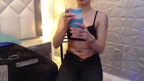 Snapshot of maiapark chatting on January 26, 3:14 pm Maia  online show from January 26, 3:14 pm