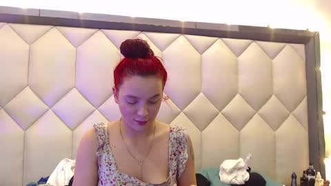 Snapshot of maiapark chatting on February 8, 6:22 pm Maia  online show from February 8, 6:22 pm