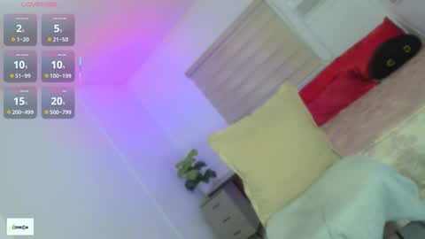 Snapshot of maiashots346 chatting on September 18, 10:12 pm MAIA online show from September 18, 10:12 pm