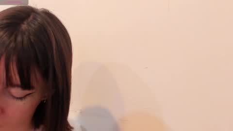 Snapshot of maibys_cute chatting on February 21, 4:18 am maibys online show from February 21, 4:18 am