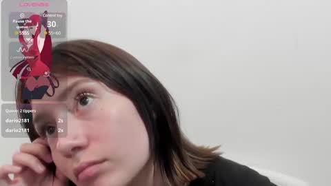 Snapshot of maibys_cute chatting on March 8, 3:17 am maibys online show from March 8, 3:17 am