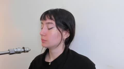 Snapshot of maibys_cute chatting on September 17, 3:52 am maibys online show from September 17, 3:52 am