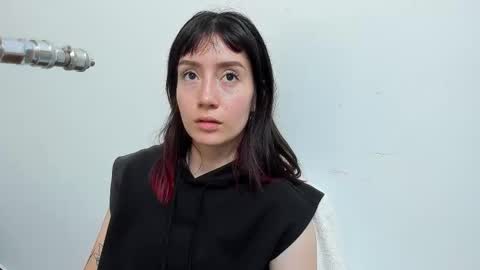 Snapshot of maibys_cute chatting on September 22, 3:41 am maibys online show from September 22, 3:41 am