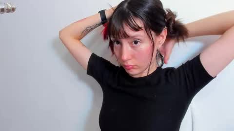 Snapshot of maibys_cute chatting on October 11, 4:22 am maibys online show from October 11, 4:22 am