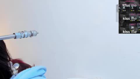 Snapshot of maibys_cute chatting on October 27, 3:43 am maibys online show from October 27, 3:43 am