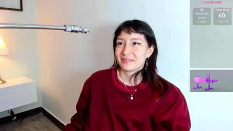 Snapshot of maibys_cute chatting on November 12, 4:13 am maibys online show from November 12, 4:13 am