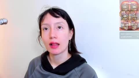 Snapshot of maibys_cute chatting on November 20, 4:01 am maibys online show from November 20, 4:01 am