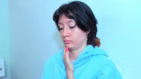 maibys online show from March 8, 3:54 am