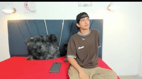 Snapshot of maicol_cum23 chatting on September 17, 1:24 pm maicol_cum23 online show from September 17, 1:24 pm