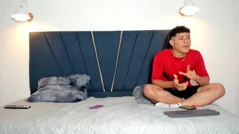 Snapshot of maicol_cum23 chatting on November 12, 1:28 am maicol_cum23 online show from November 12, 1:28 am