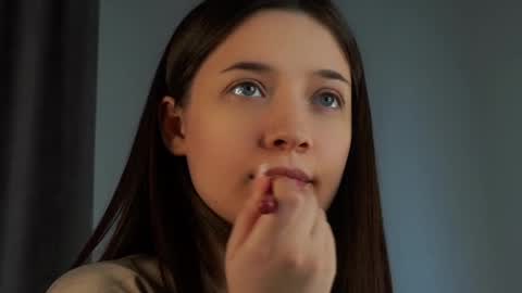 Lucy online show from February 17, 5:58 am