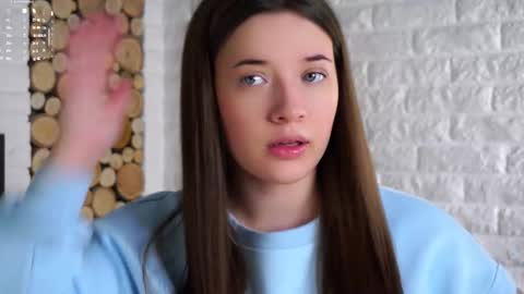 Lucy online show from November 21, 2:10 am