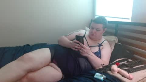 Alyx online show from June 27, 8:03 pm
