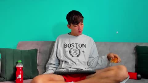 Maikol online show from February 4, 12:33 pm