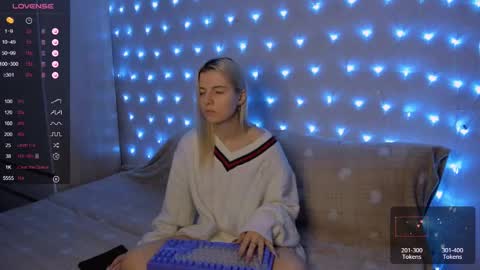 Your kitty online show from December 19, 3:30 pm