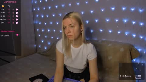 Your kitty online show from March 1, 3:38 pm