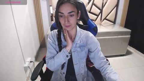 Snapshot of maily_a_ chatting on November 24, 2:55 am Maily online show from November 24, 2:55 am